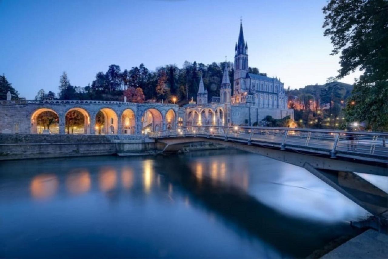 Domaine A Marmande Bed & Breakfast Berdoues Dış mekan fotoğraf